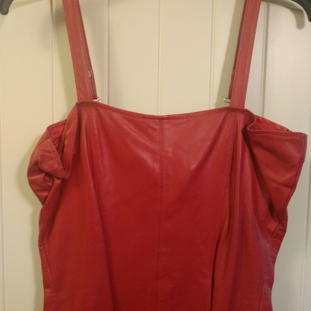 Dress - Picture 4 of 4